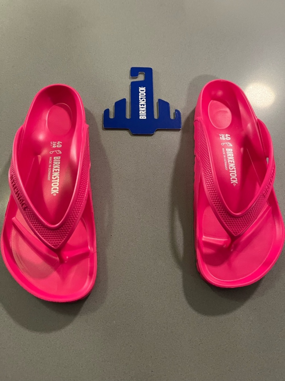 Birkenstock Unisex Honolulu EVA Sandal, Beetroot Purple-NWT-size 40 - Picture 3 of 6